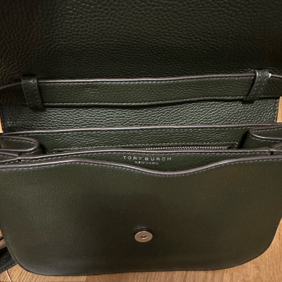 Tory Burch Britten saddle Bag NWT - Picture 3 of 5